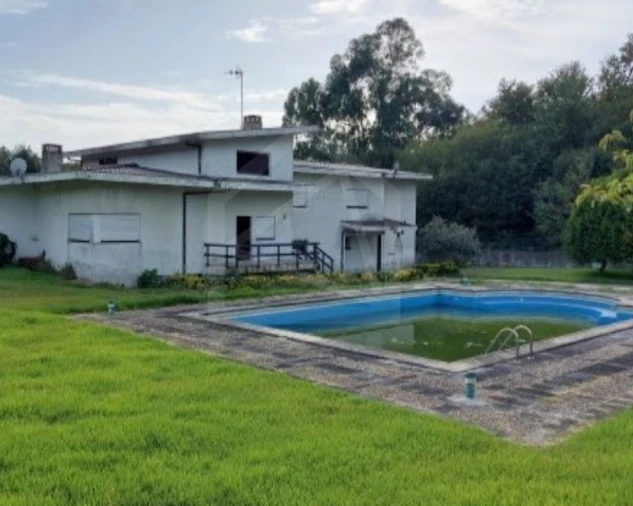 Moradia T5 para Venda em Ruivães e Novais Foto 4
