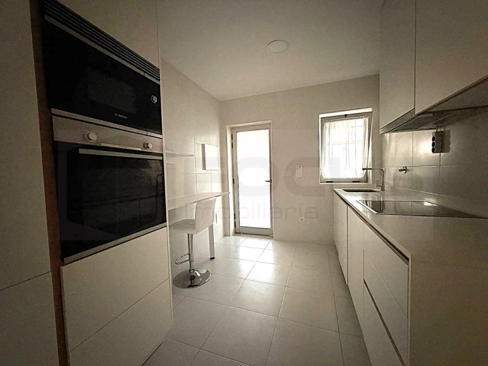 Apartamento T2 para Venda em Esgueira Foto 3