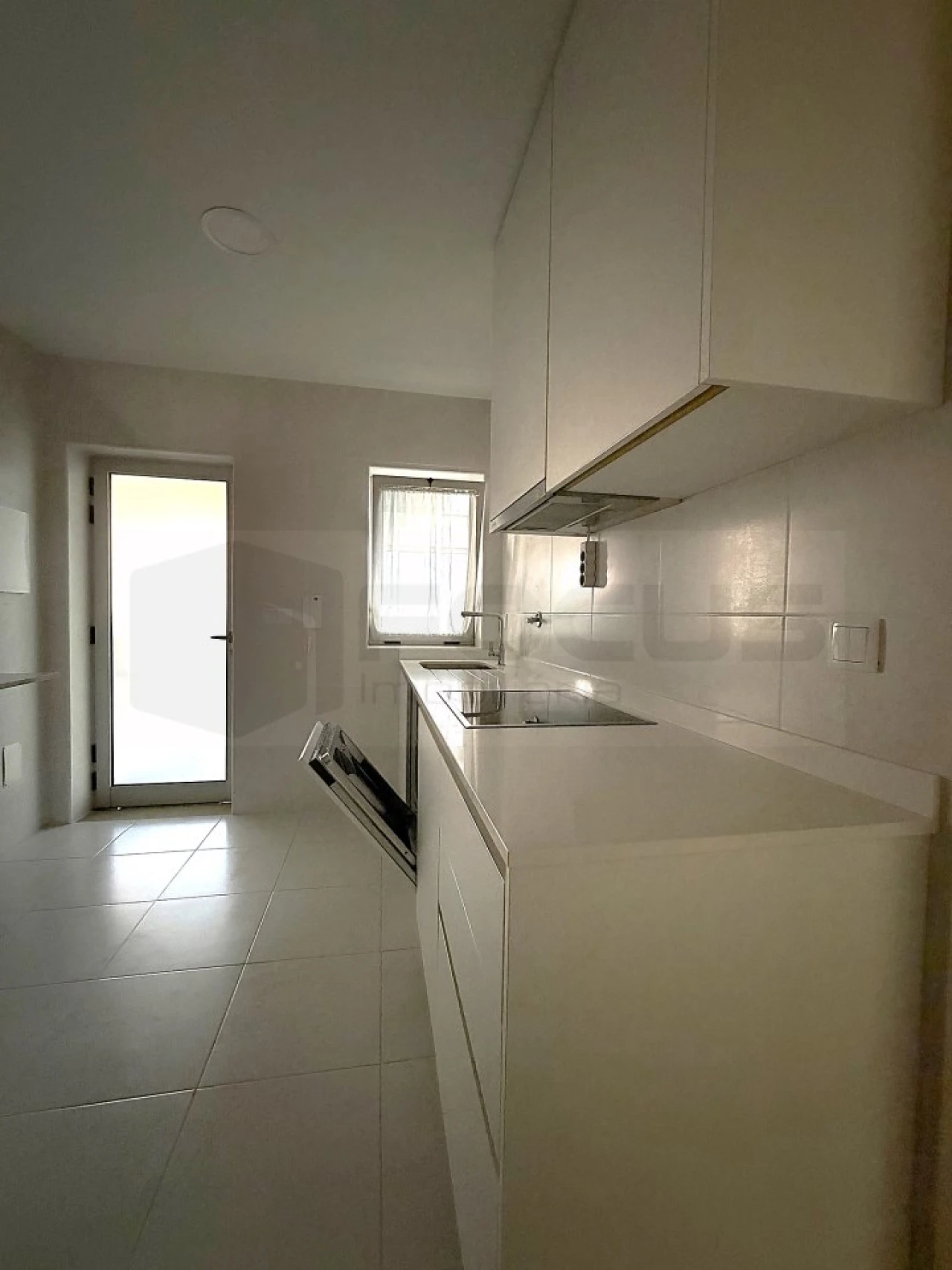 Apartamento T2 para Venda em Esgueira Foto 4