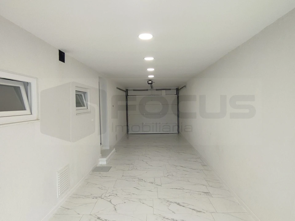 Moradia T4 para Venda em Oliveirinha Foto 37