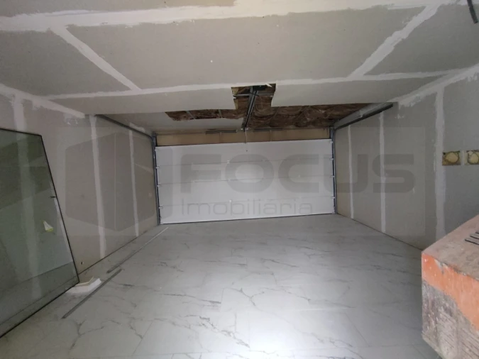 Moradia T4 para Venda em Oliveirinha Foto 21