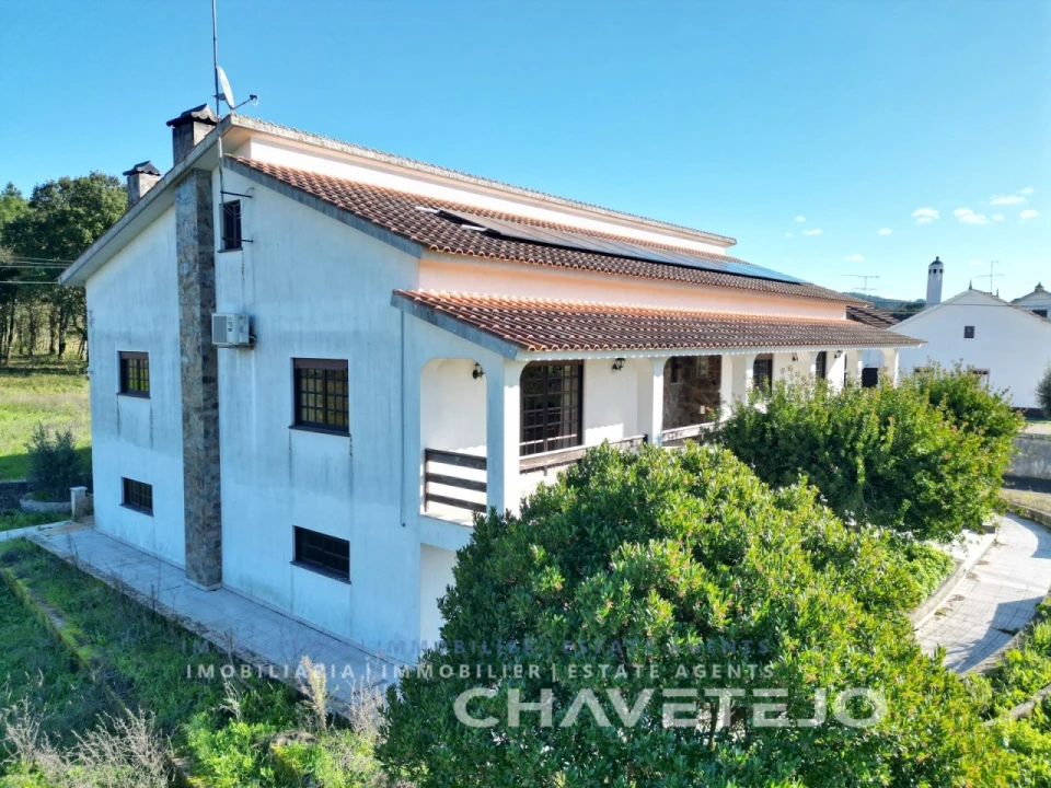 Moradia T4 para Venda em Areias e Pias Foto 61