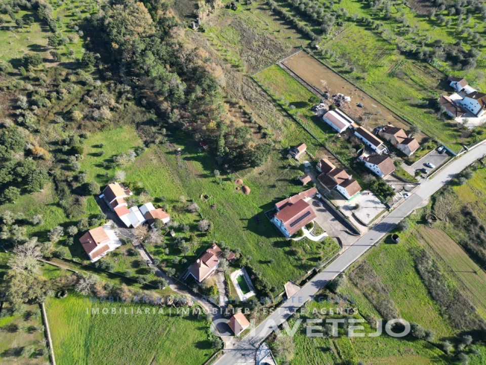 Moradia T4 para Venda em Areias e Pias Foto 68