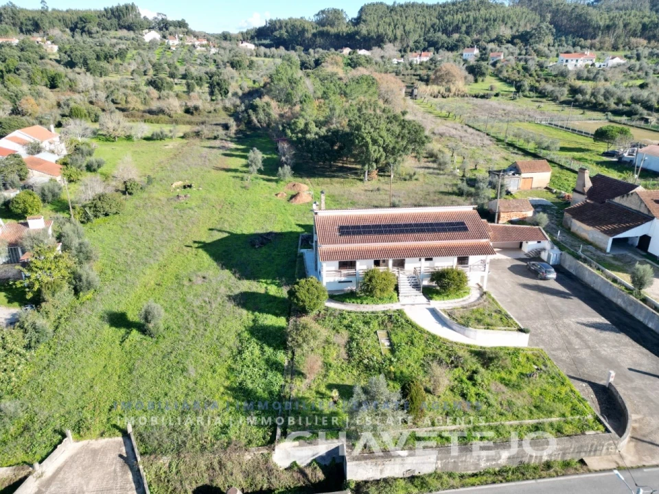 Moradia T4 para Venda em Areias e Pias Foto 70