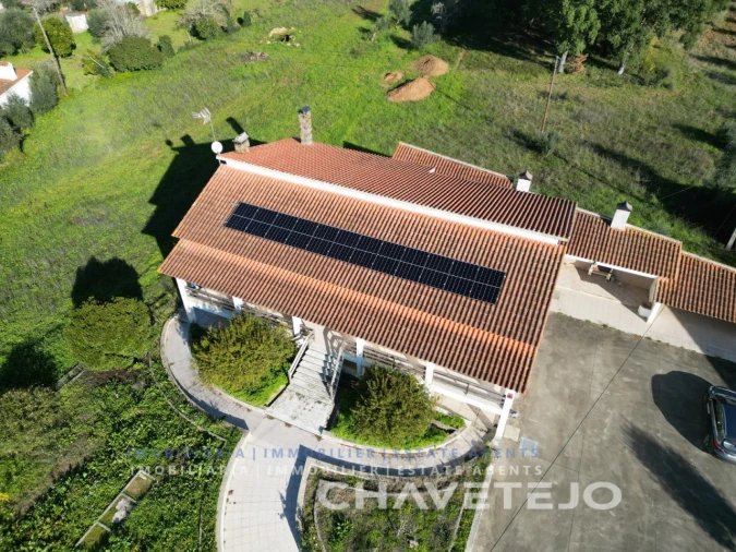 Moradia T4 para Venda em Areias e Pias Foto 2