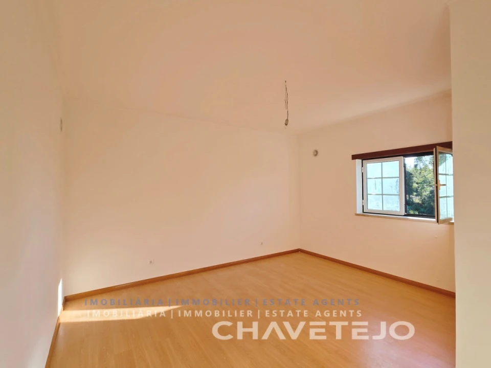 Moradia T3 para Venda em Martinchel Foto 25