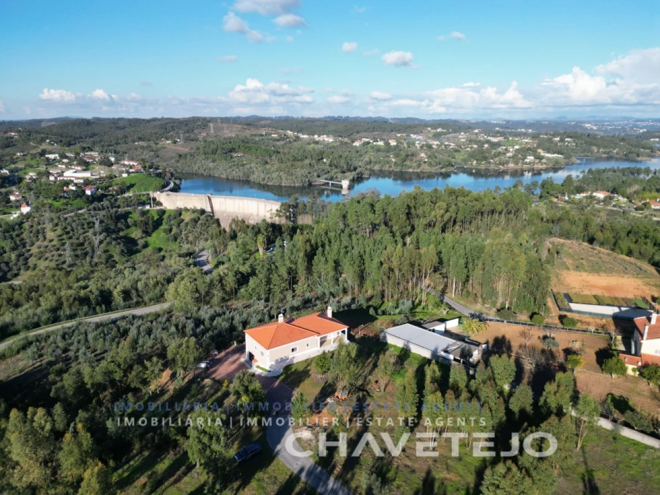 Moradia T3 para Venda em Martinchel Foto 49