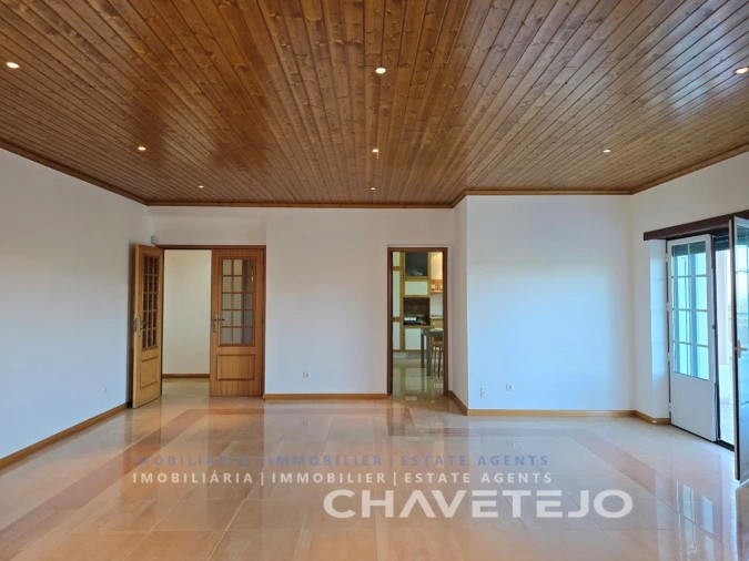 Moradia T3 para Venda em Martinchel Foto 10