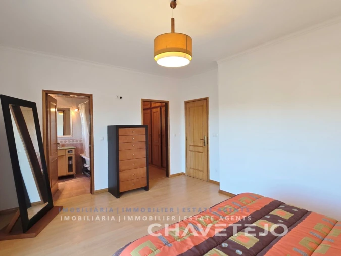 Moradia T3 para Venda em Martinchel Foto 35