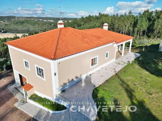 Moradia T3 para Venda em Martinchel Foto 58