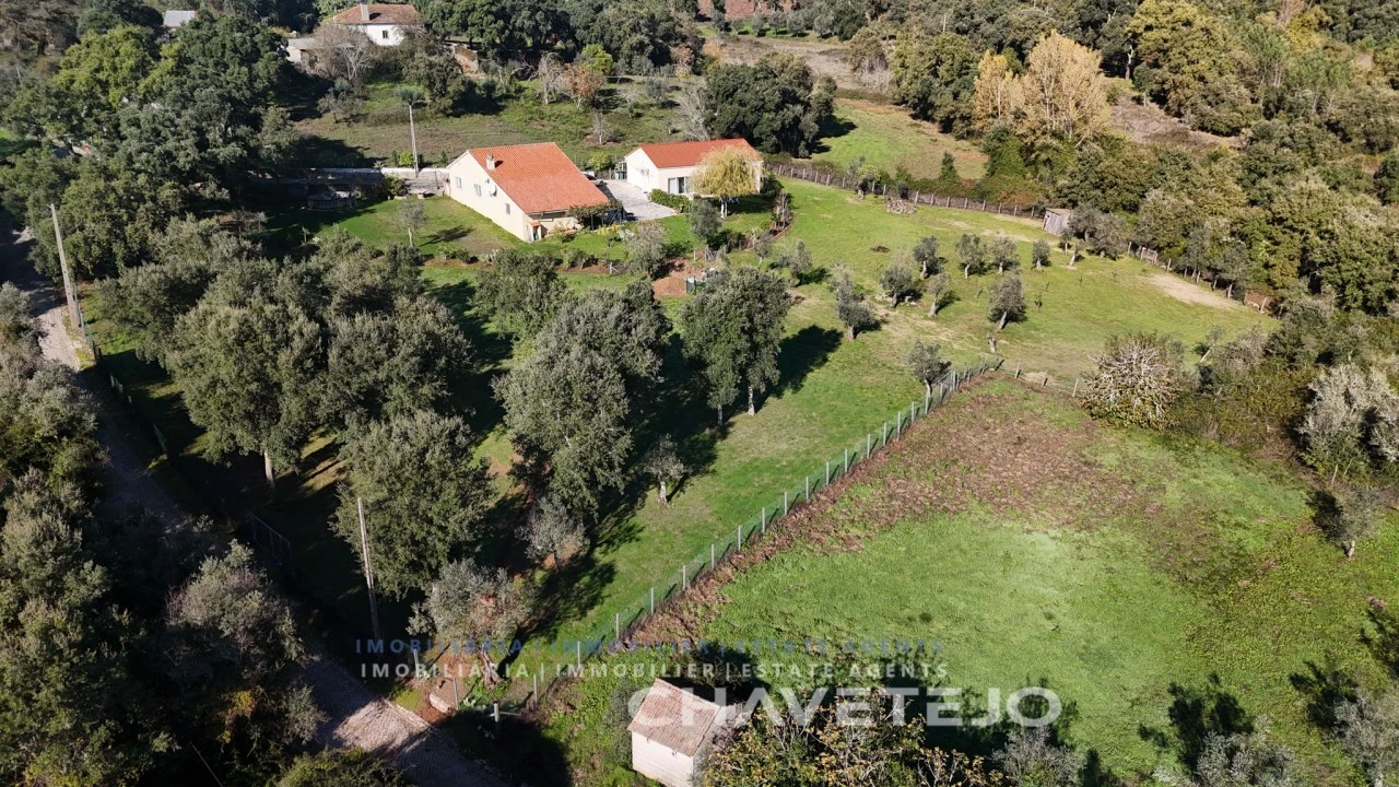 Moradia T4 para Venda em Pussos São Pedro Foto 45