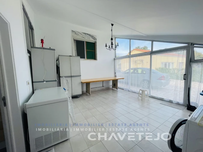 Moradia T4 para Venda em Pussos São Pedro Foto 27