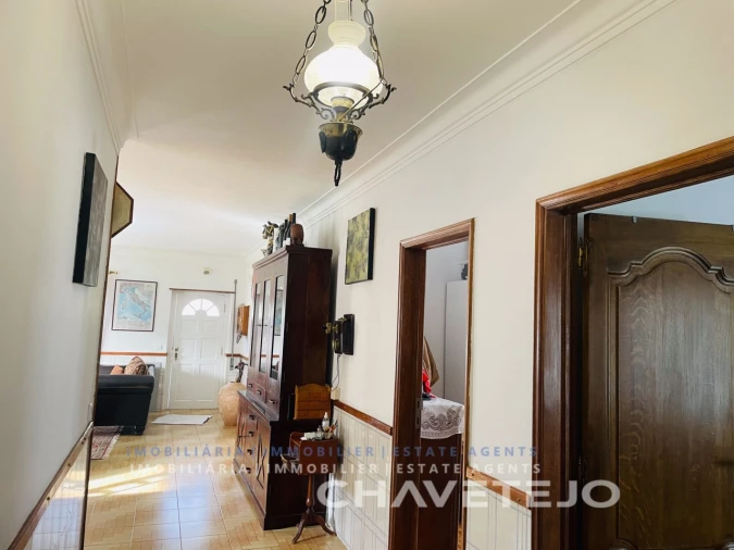 Moradia T4 para Venda em Pussos São Pedro Foto 11