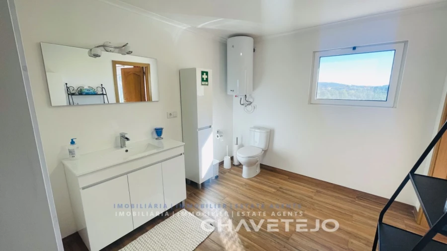 Moradia T4 para Venda em Pussos São Pedro Foto 37