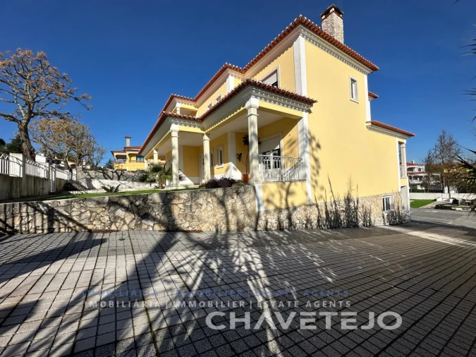 Moradia T4 para Venda em São João Baptista e Santa Maria dos Olivais Foto 75