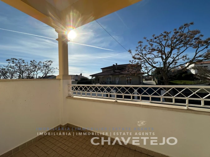 Moradia T4 para Venda em São João Baptista e Santa Maria dos Olivais Foto 45