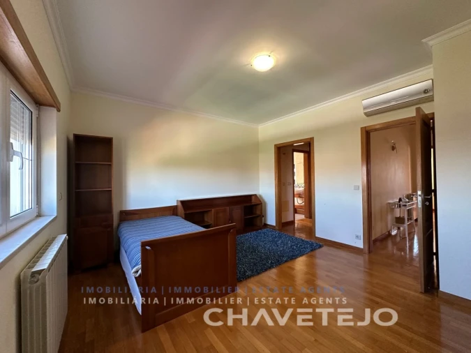 Moradia T4 para Venda em São João Baptista e Santa Maria dos Olivais Foto 53