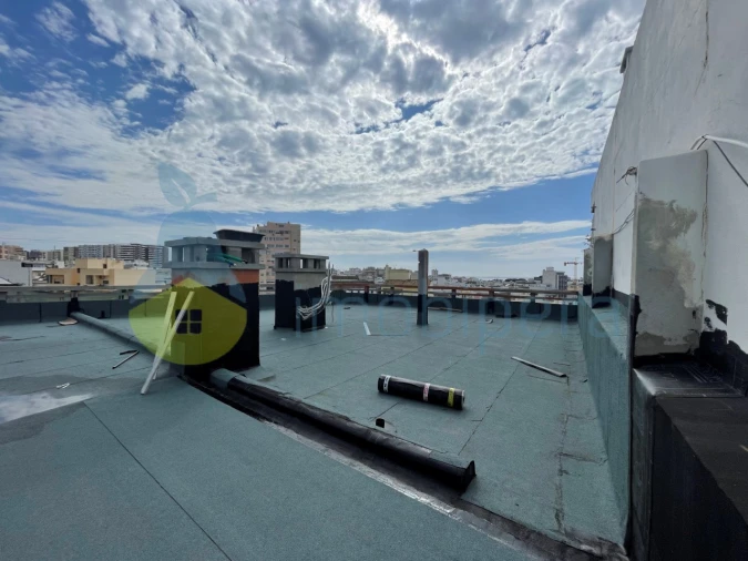 Prédio para Venda em Faro (Sé e São Pedro) Foto 4