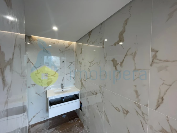 Prédio para Venda em Faro (Sé e São Pedro) Foto 6