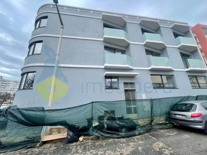 Prédio para Venda em Faro (Sé e São Pedro) Foto 10