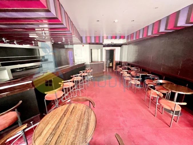 Negócio para Venda em Armação de Pera Foto 3