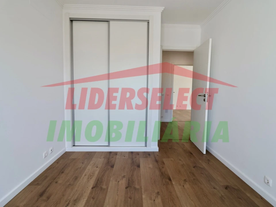 Moradia T3 para Venda em Ericeira Foto 18