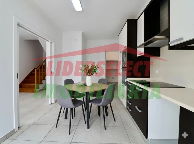 Moradia T3 para Venda em Ericeira Foto 12