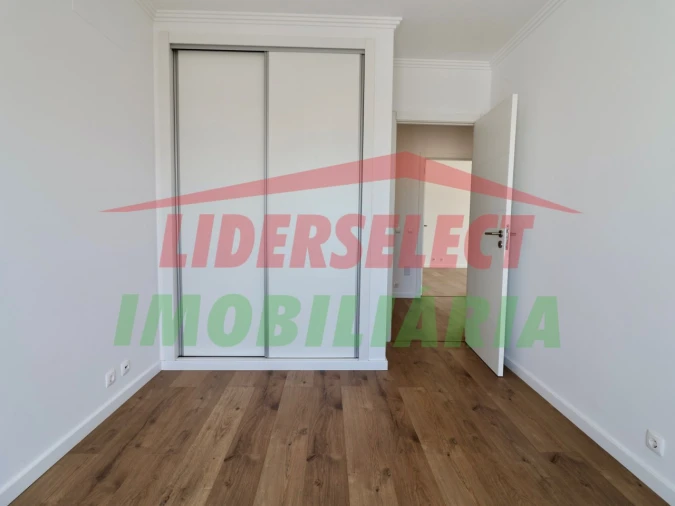 Moradia T3 para Venda em Ericeira Foto 18