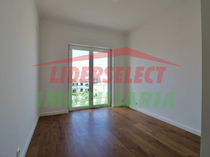 Moradia T3 para Venda em Ericeira Foto 19