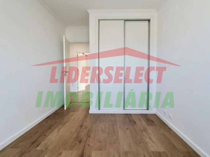 Moradia T3 para Venda em Ericeira Foto 21