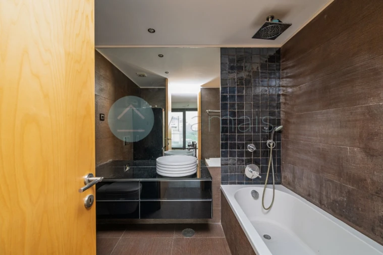 Apartamento T2 para Venda em Campanhã Foto 7