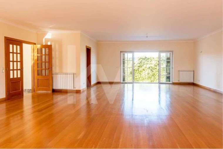 Moradia T5 para Venda em Cascais e Estoril Foto 4