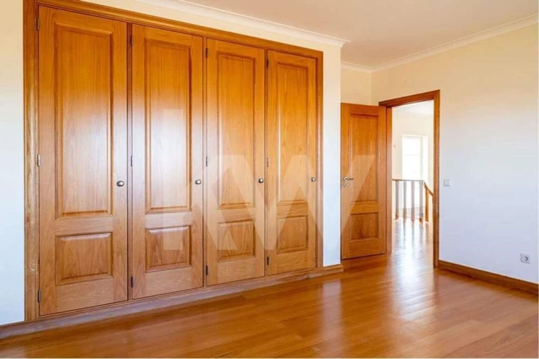 Moradia T5 para Venda em Cascais e Estoril Foto 13