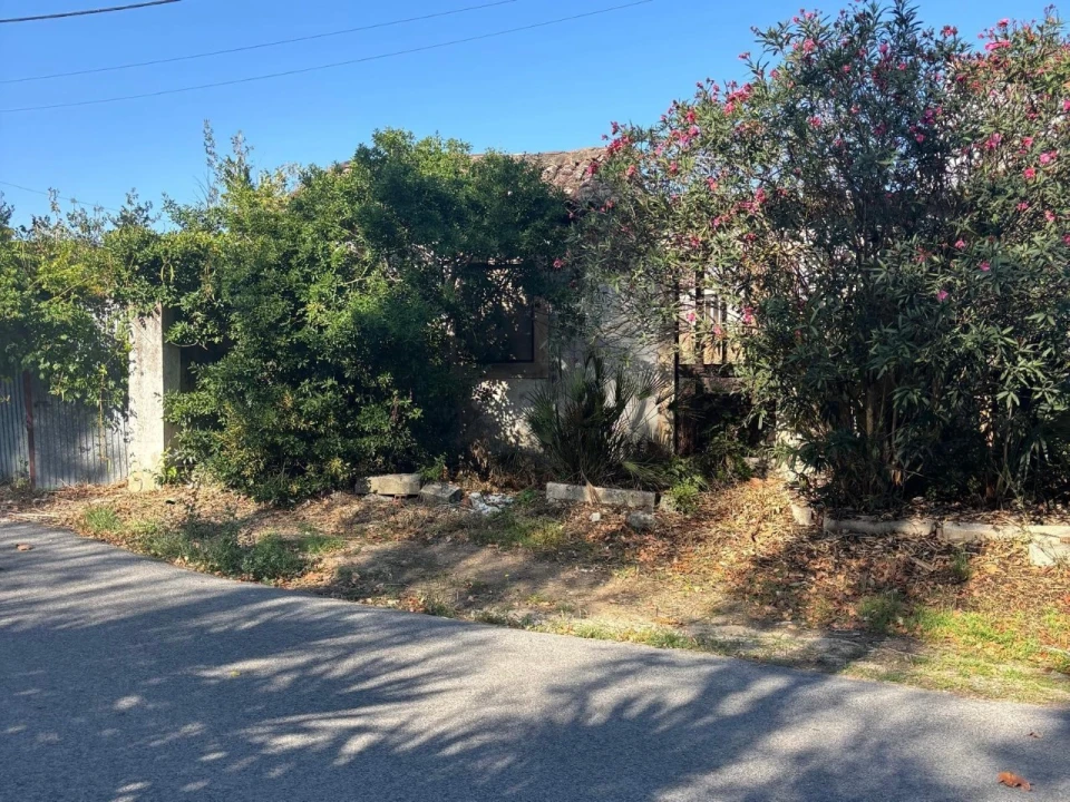 Moradia T2 para Venda em Arrouquelas Foto 4