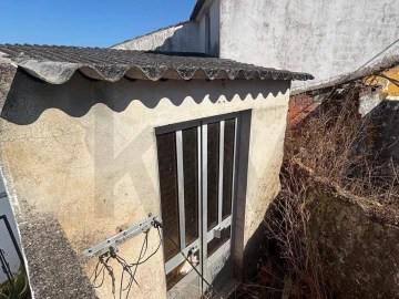 Moradia T2 para Venda em Arrouquelas