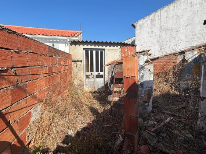 Moradia T2 para Venda em Arrouquelas Foto 7