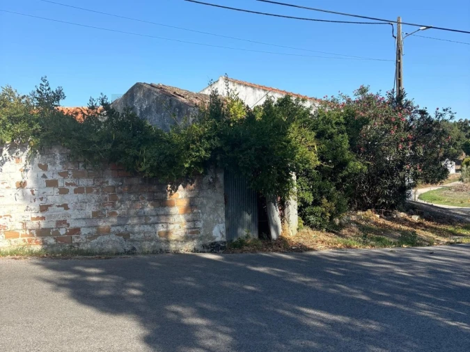 Moradia T2 para Venda em Arrouquelas Foto 3