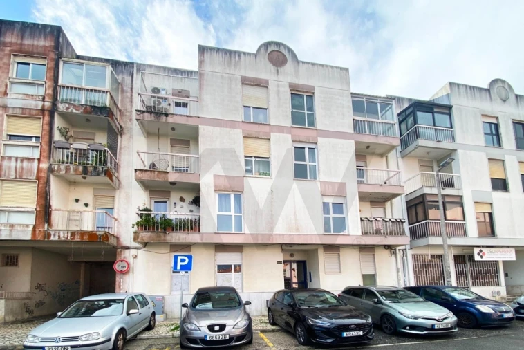 Apartamento T2 para Venda em Algueirão-Mem Martins Foto 20