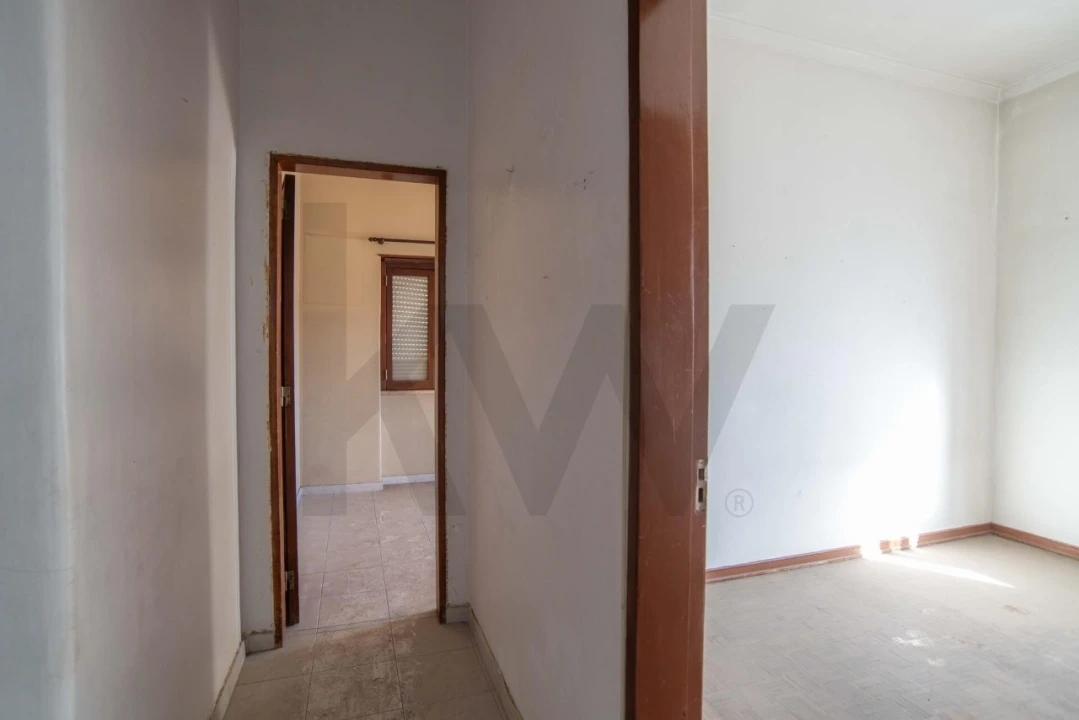 Apartamento T3 para Venda em Almada, Cova da Piedade, Pragal e Cacilhas Foto 13