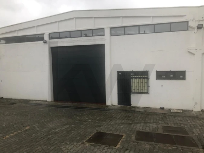 Armazém para Arrendamento em São Domingos de Rana Foto 5