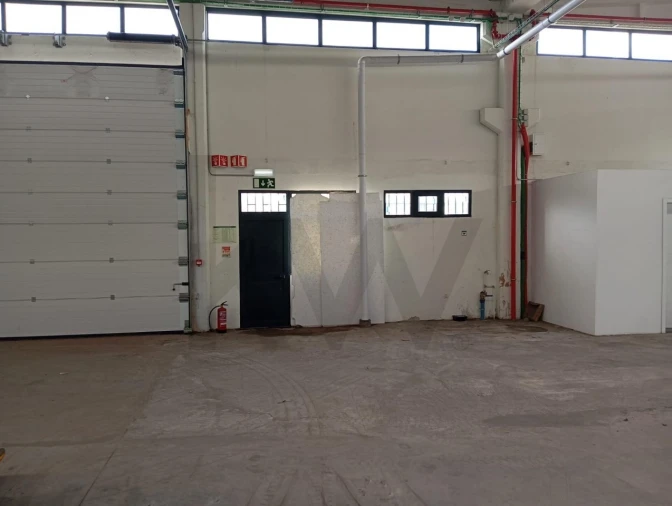 Armazém para Arrendamento em São Domingos de Rana Foto 15