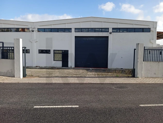 Armazém para Arrendamento em São Domingos de Rana Foto 24