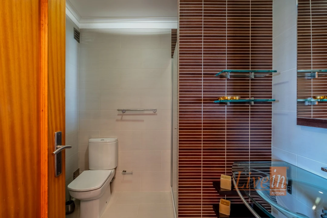 Moradia T3 para Venda em Ericeira Foto 11