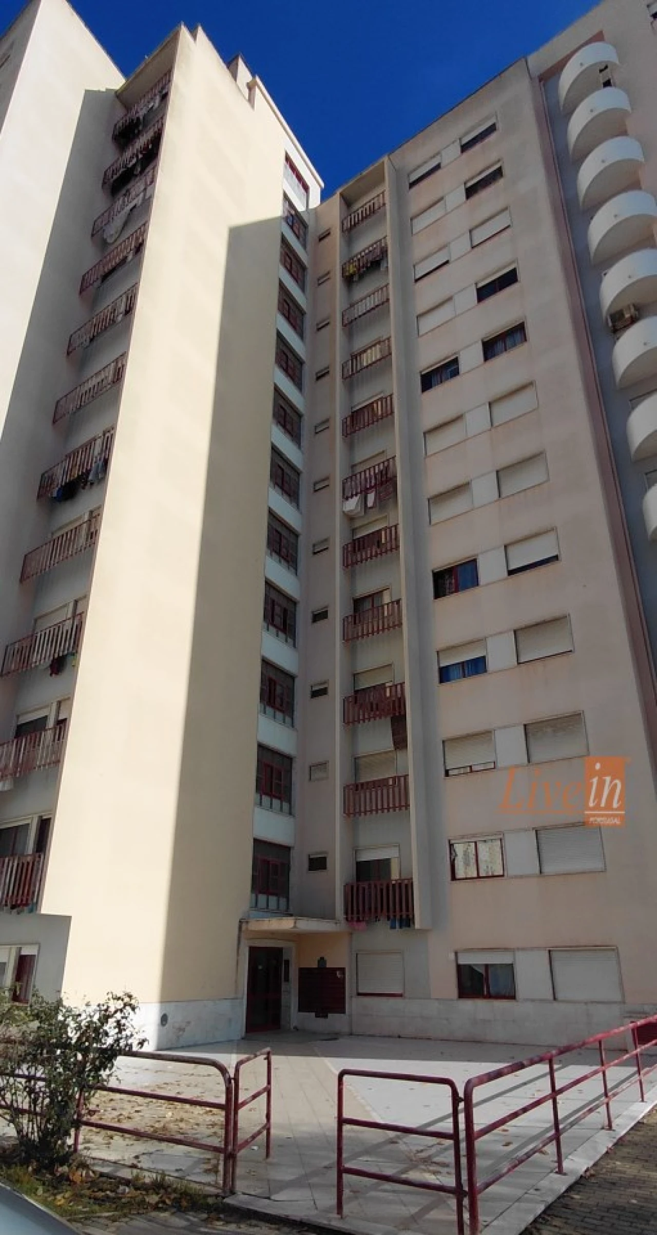 Apartamento T3 para Venda em Carregado e Cadafais Foto 11