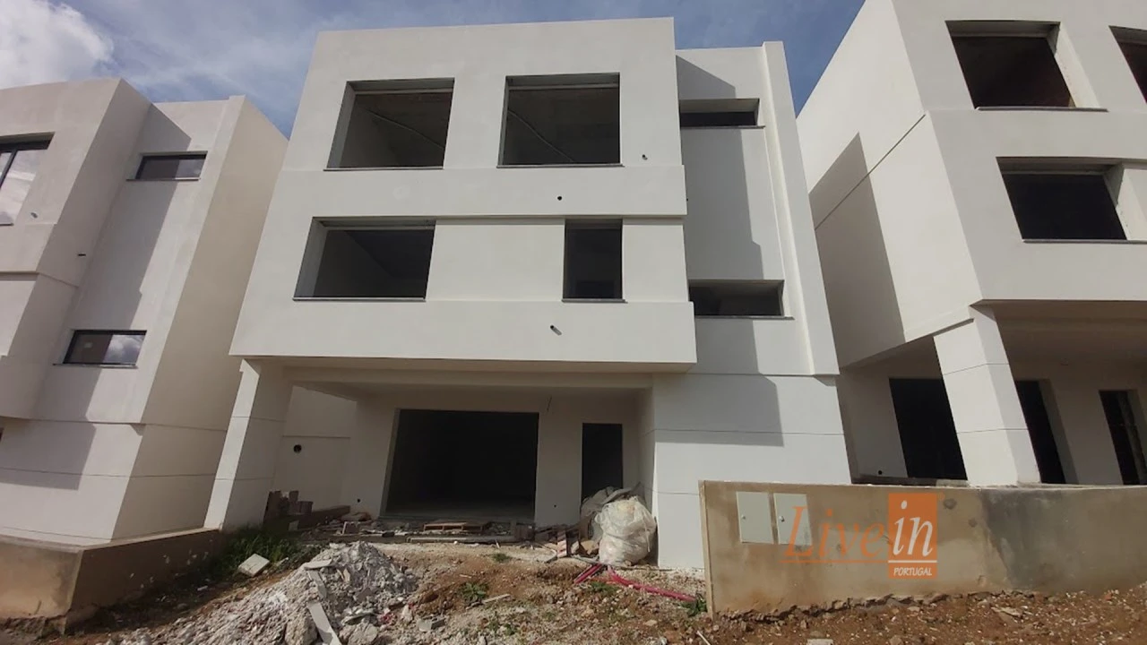 Moradia T4 para Venda em Mafra Foto 1