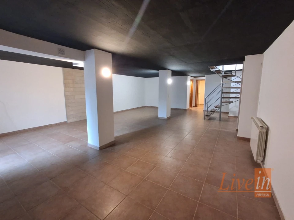 Moradia T3 para Venda em Silveira Foto 39