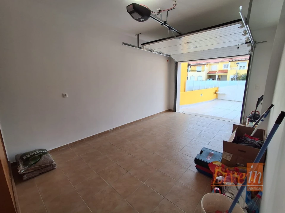 Moradia T3 para Venda em Silveira Foto 43