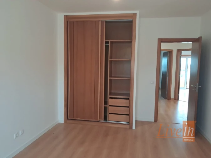 Moradia T3 para Venda em Silveira Foto 25