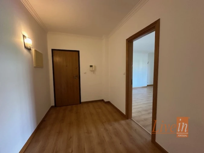 Apartamento T2 para Arrendamento em Malveira e São Miguel de Alcainça Foto 4