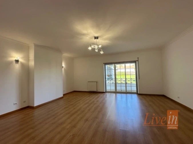 Apartamento T2 para Arrendamento em Malveira e São Miguel de Alcainça Foto 8